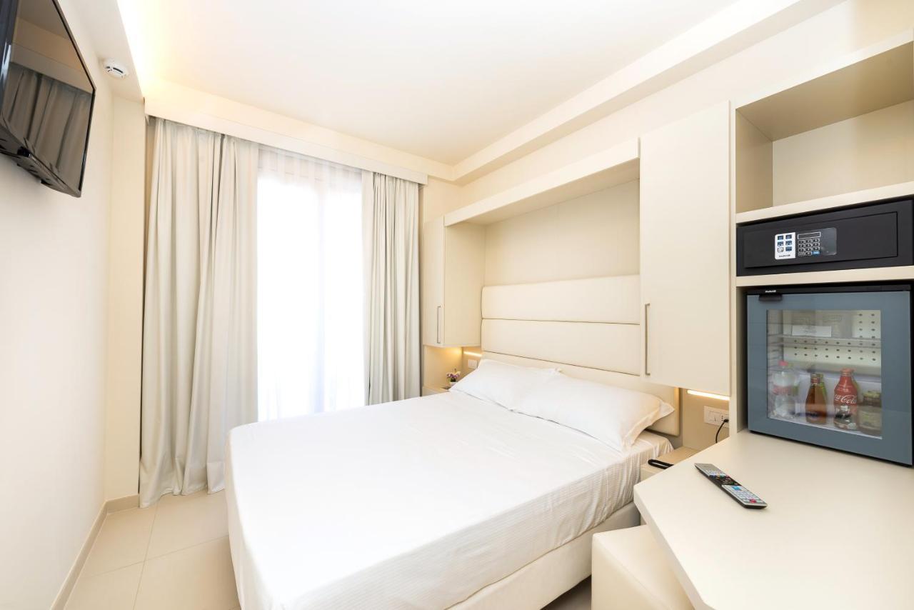 Hotel Carducci Tortoreto Exteriör bild